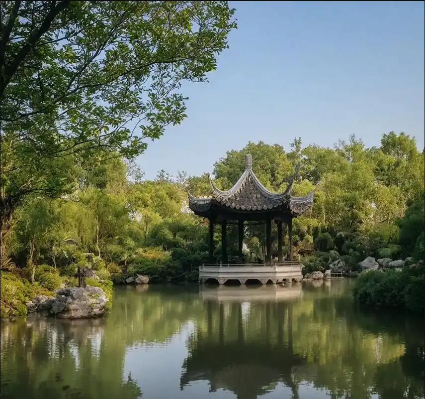 昆明东川现实餐饮有限公司